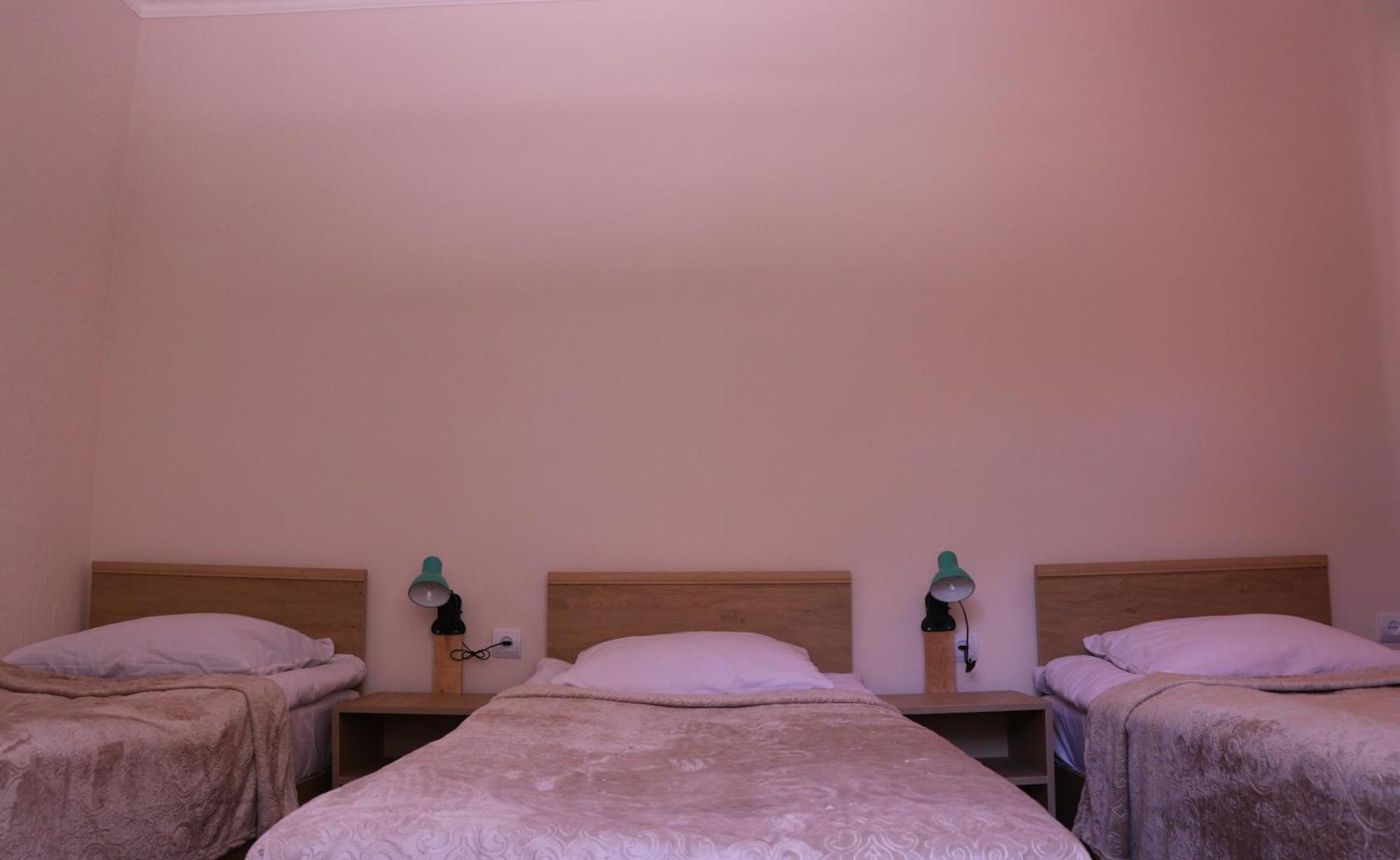 Legend Guest House Yekhegis Exterior foto