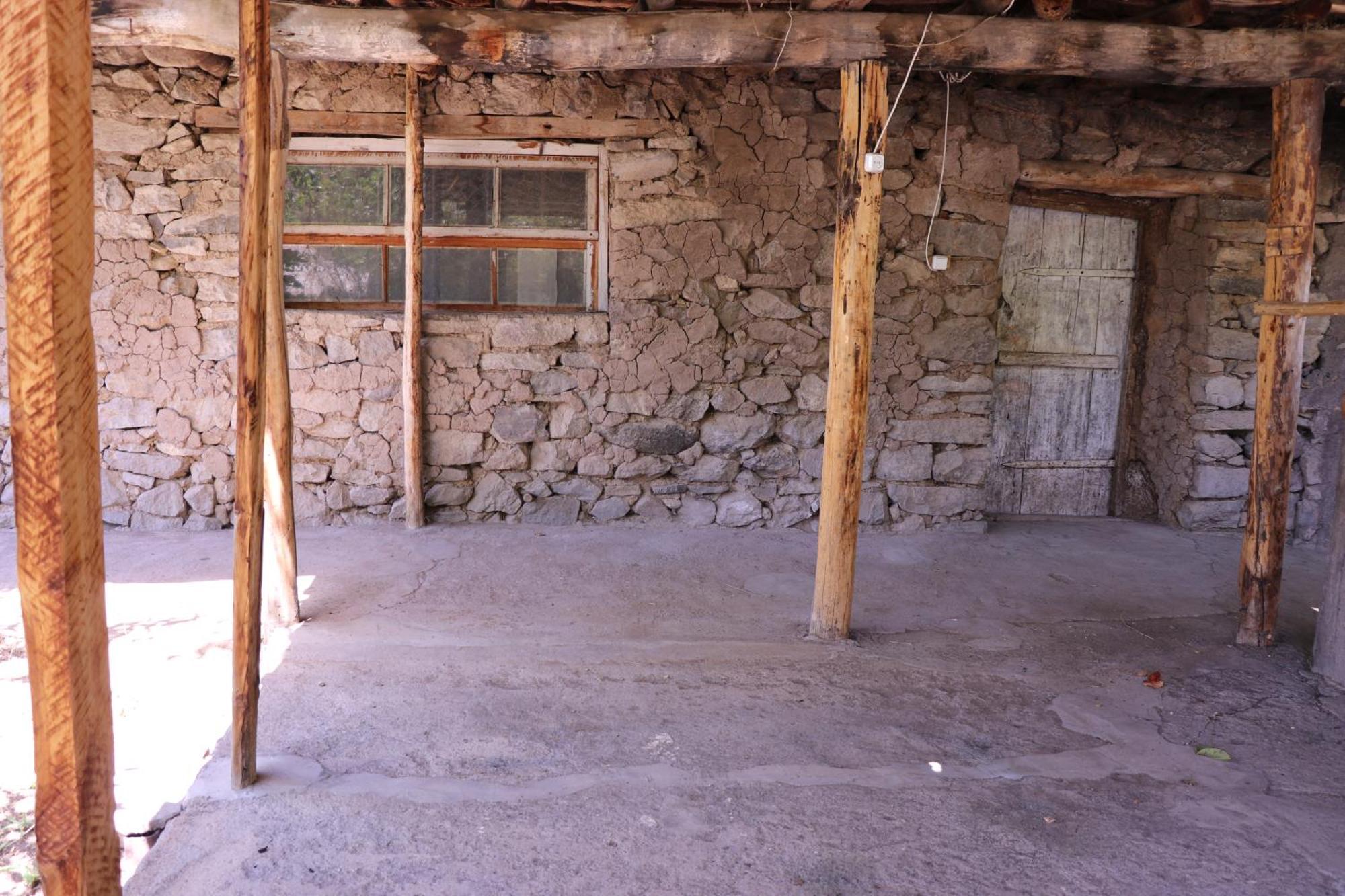 Legend Guest House Yekhegis Exterior foto